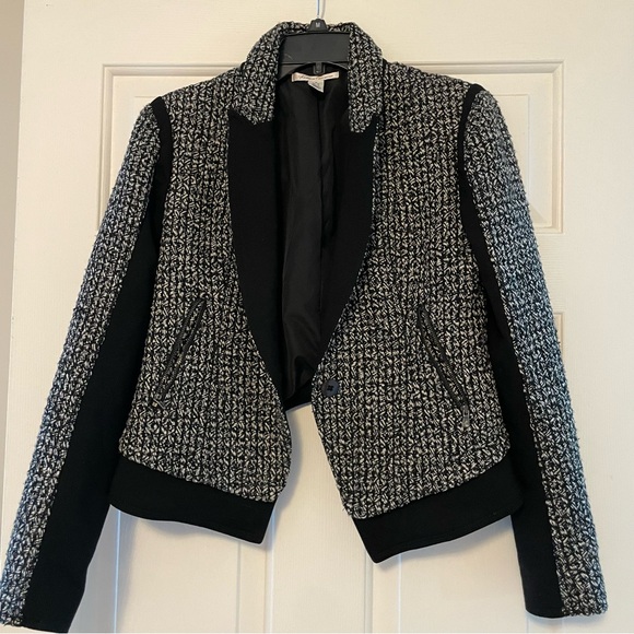 Kenneth Cole Size8 - Picture 1 of 5